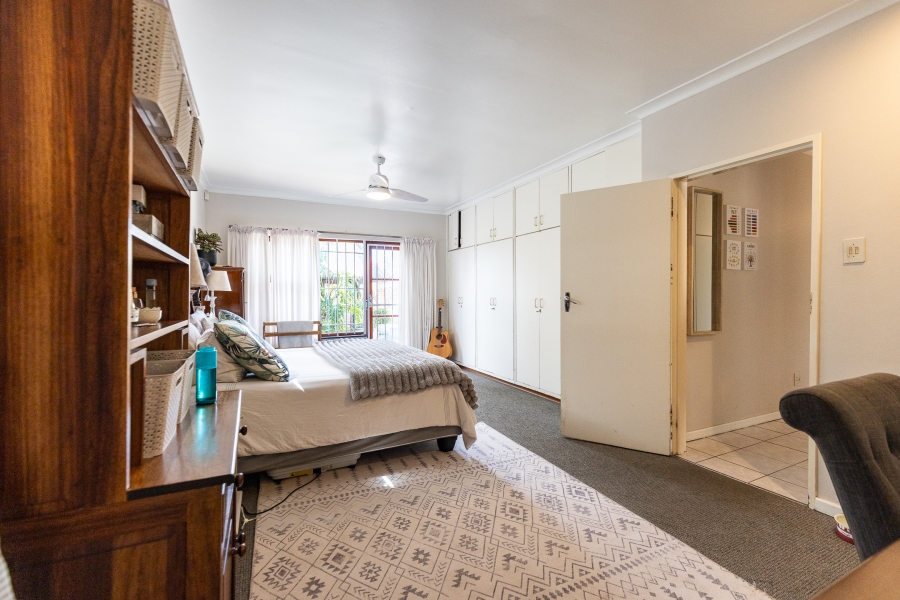 4 Bedroom Property for Sale in Summerstrand Eastern Cape